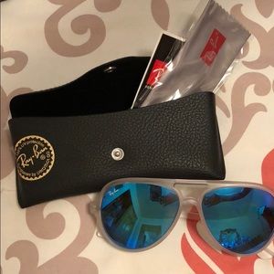 Never worn, aviator style Ray Ban sunglasses